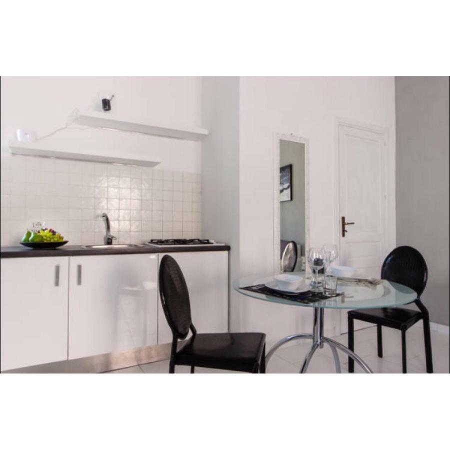 Апартаменты Arizzi S House Сиракузы Экстерьер фото